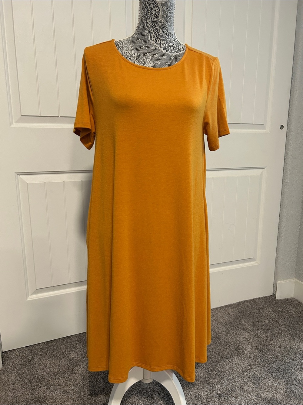 Zenana Outfitters Mustard Short-Sleeve Swing Dress L